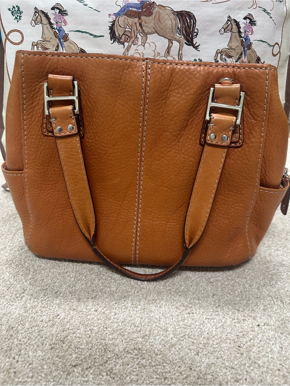 Vintage tan, pebble, leather, fossil shoulder bag dual shoulder straps - Picture 2 of 16